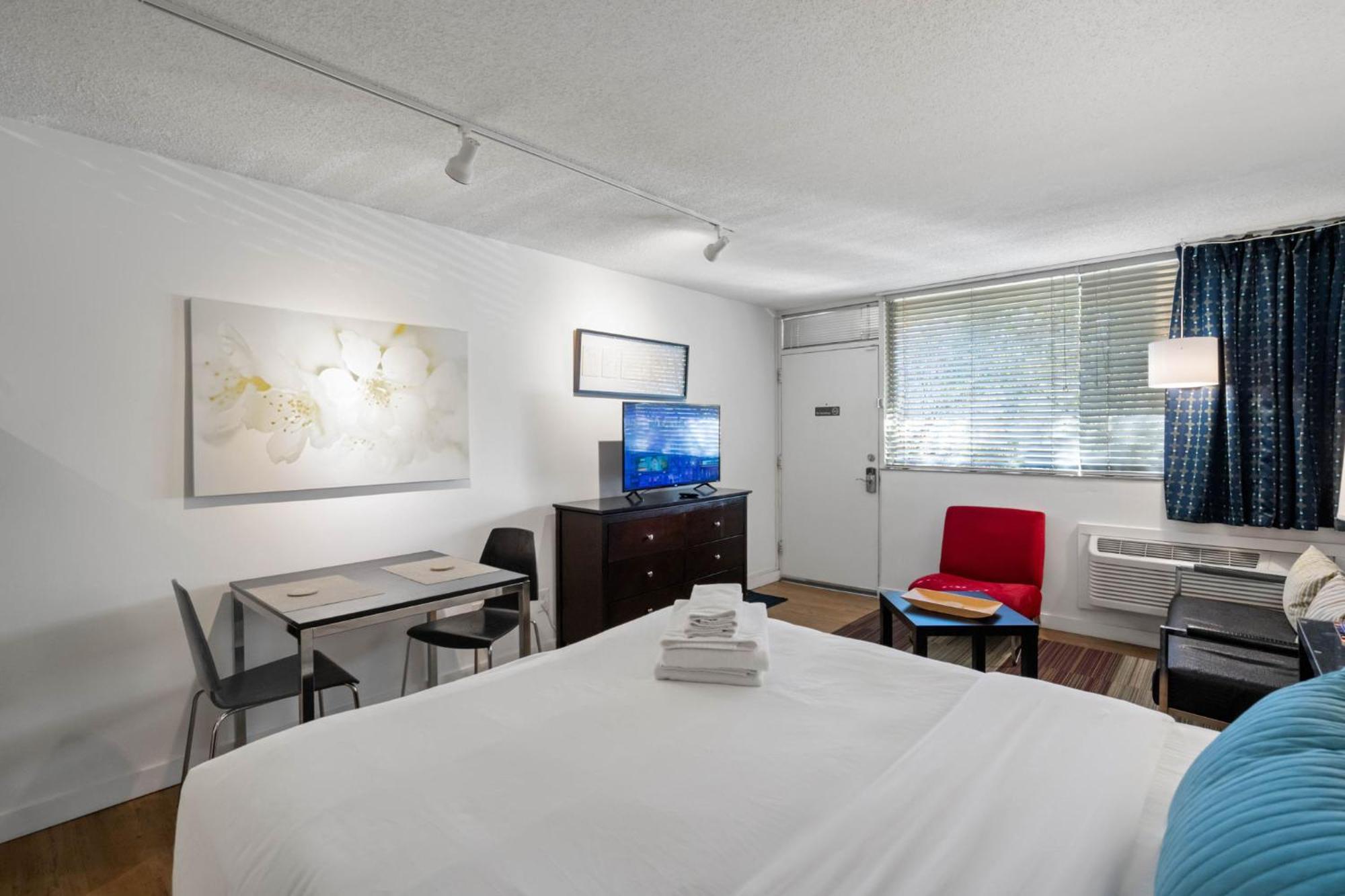 Studios On 25Th By Bca Furnished Apartments Atlanta Room photo