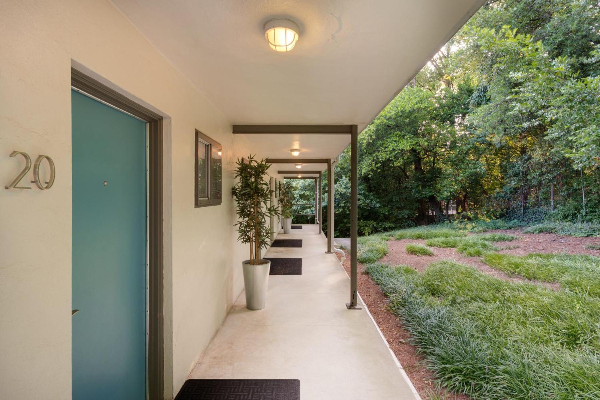 Studios On 25Th By Bca Furnished Apartments Atlanta Room photo